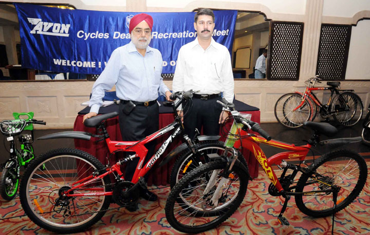 Avon cycle shop near me hotsell